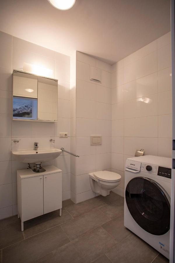Modern Innsbruck Apartment I Free Parking Экстерьер фото